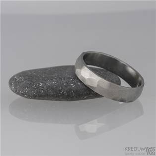 Dámský ocelový snubní prsten Rock matný