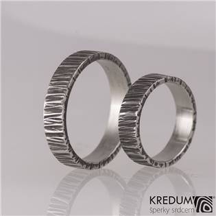 Kované ocelové prsteny Wood tmavé - pár
