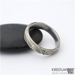 Pánský kovaný ocelový snubní prsten Gordik